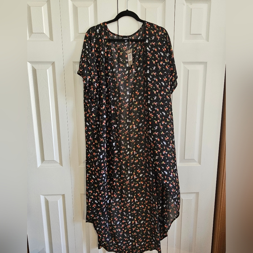 Torrid Black Floral Kimono Top